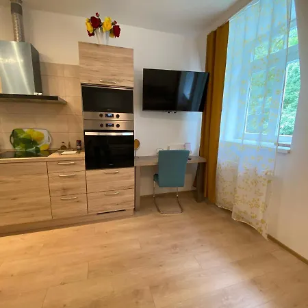 Ml Suites Na Ruska