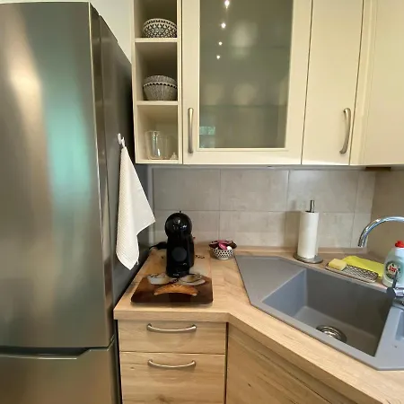 Ml Suites Na Ruska Apartment